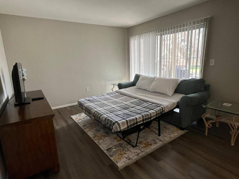 Cozy Retreat 1.8 Mi To Stadium Гейнсвил Екстериор снимка